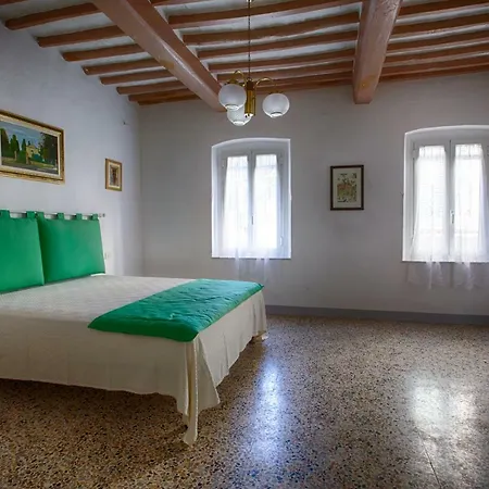 Ospiti Del Borgo - Casa Del Giusti
